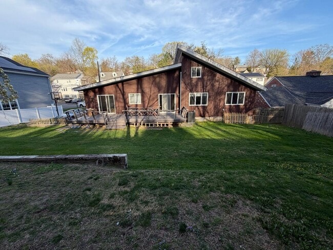 Building Photo - Spacious 5-Bedroom Home with Modern Features