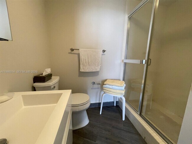 Building Photo - 20281 E Country Club Dr