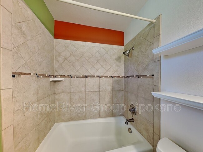 Building Photo - 13625 N Regal Ct