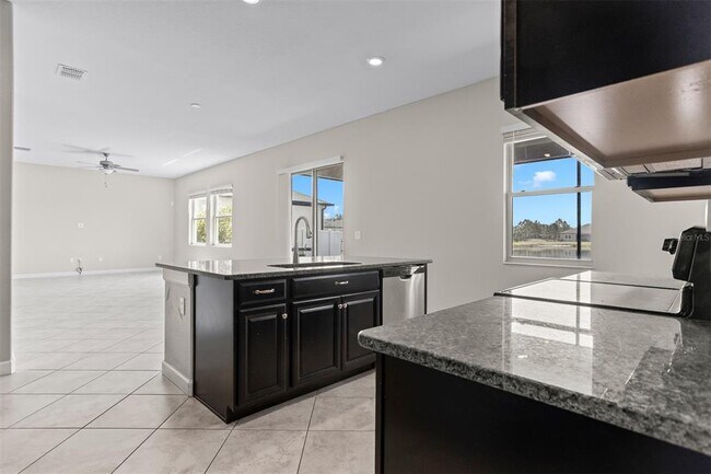 Building Photo - 11715 Navajo Sandstone St