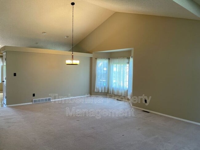 Building Photo - 8322 Radcliff Dr