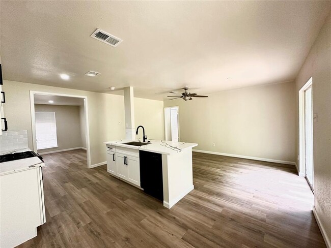 Building Photo - 11802 Murr Way