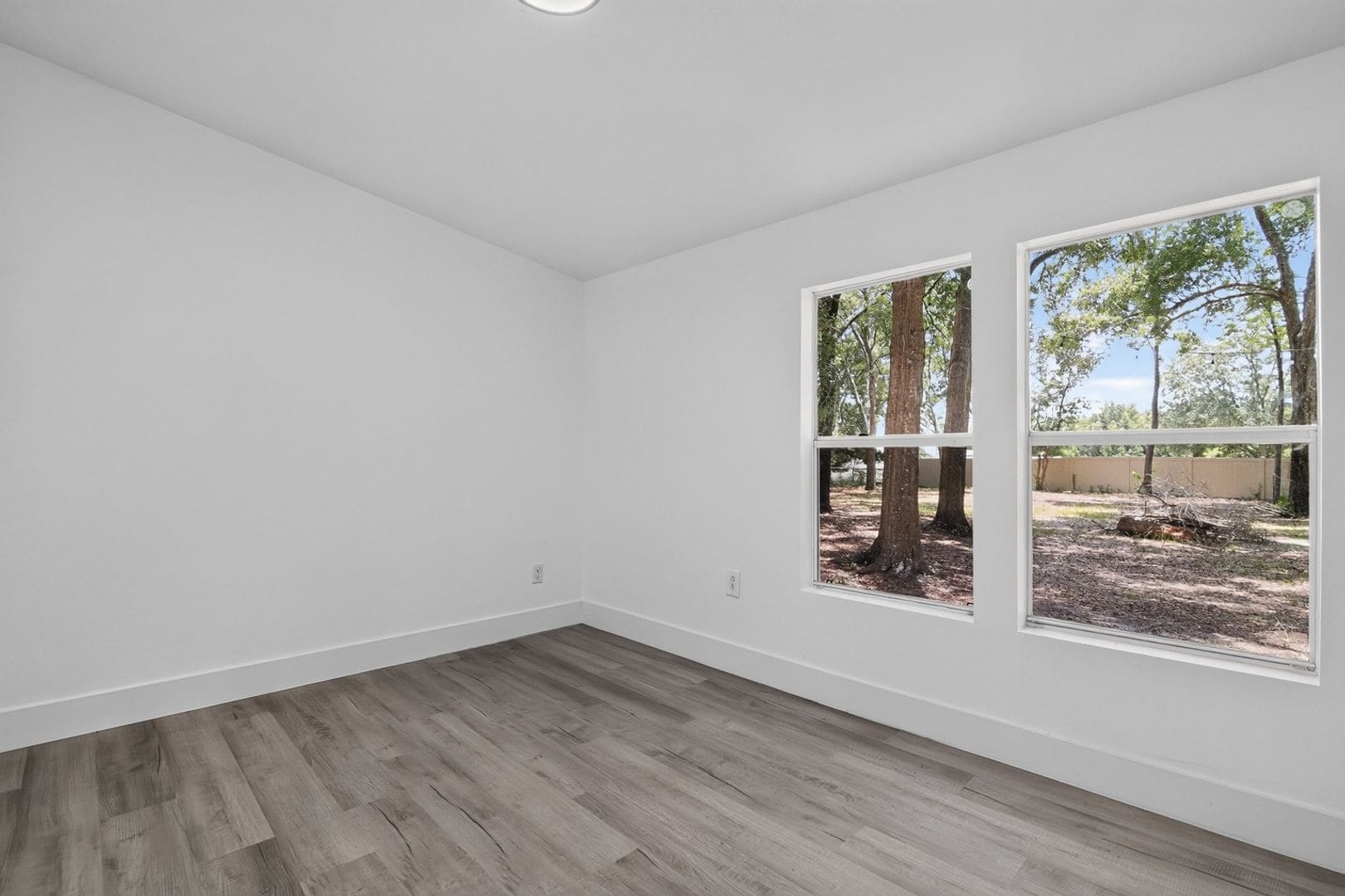 Building Photo - 7180 SW 19th Pl