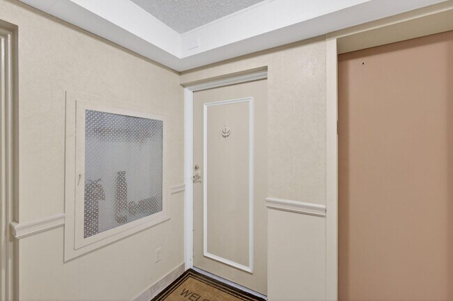 Building Photo - 2800 N Ocean Dr