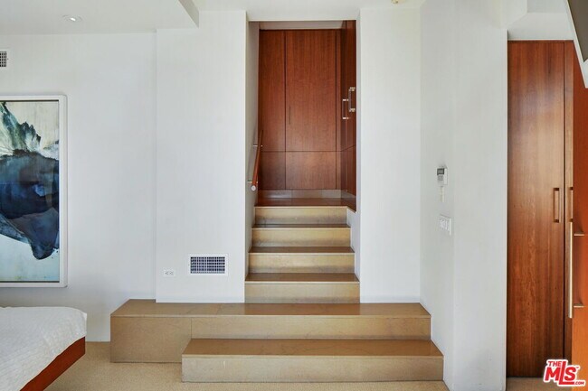 Building Photo - 17452 Revello Dr