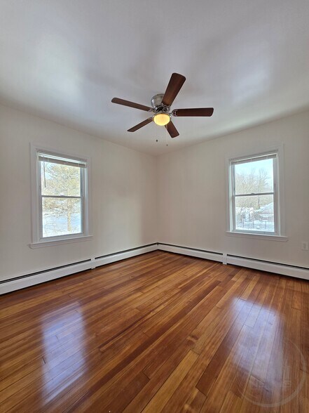 Building Photo - 49 Fenwood Ave