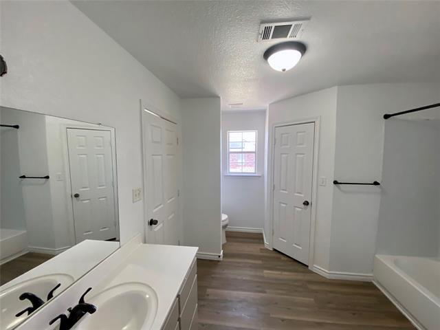 Building Photo - 117 Lynch Dr