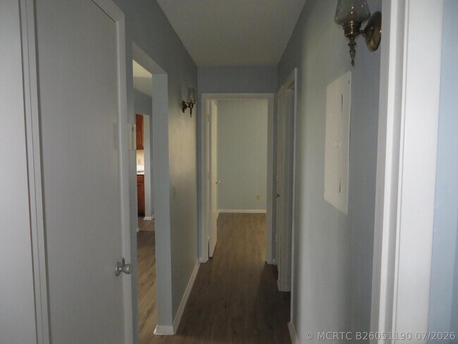 Building Photo - 37 Vis Gdns Trl