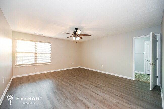 Building Photo - A Comfortable Retreat on Third Street