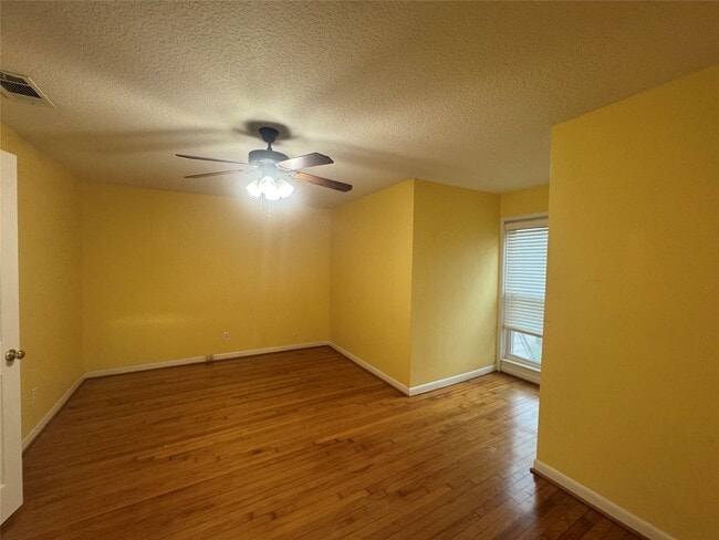 Building Photo - 4387 Harvest Ln