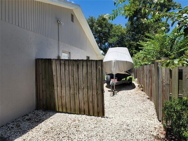 Building Photo - 3104 Clovewood Pl