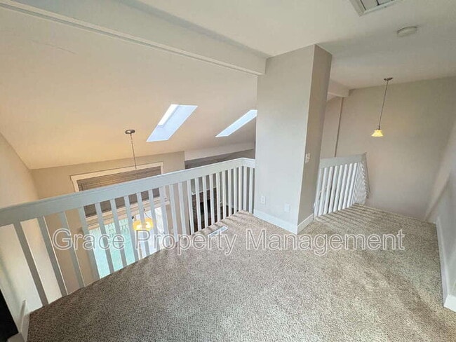 Building Photo - 14221 E Radcliff Cir