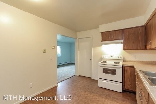 Building Photo - 1 br, 1 bath Apartment - 1605 Bacon Avenue