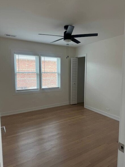 Building Photo - 5814 N Elston Ave