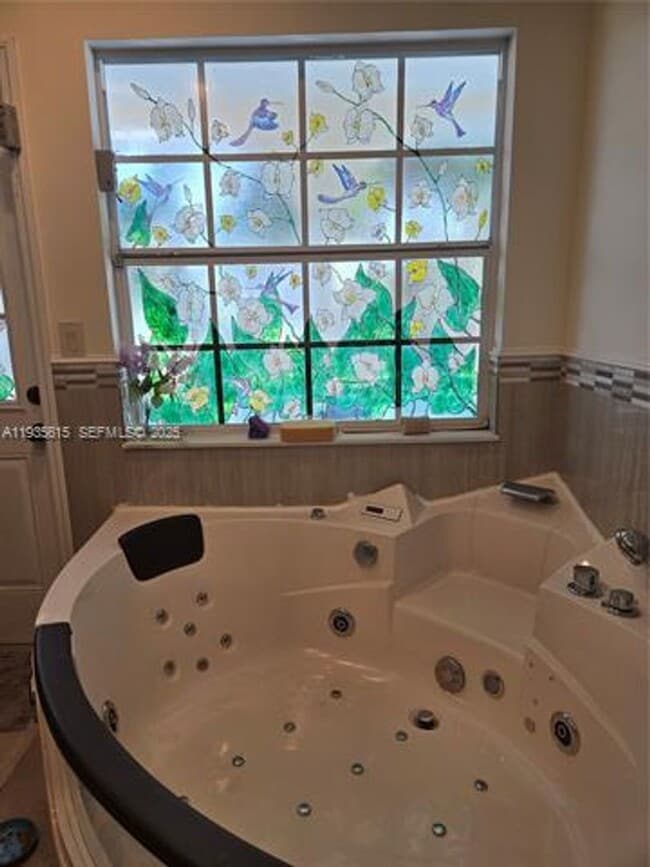 Building Photo - 301 SW 5th St