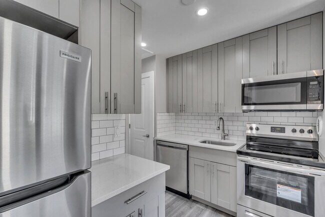KITCHEN - 1300 Fulton St