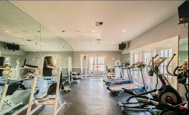 Building Photo - 2 br, 2 bath Condo - Lake Azzure Apartments
