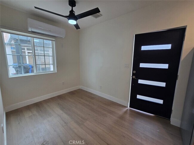 Building Photo - 9127 Woodley-9127