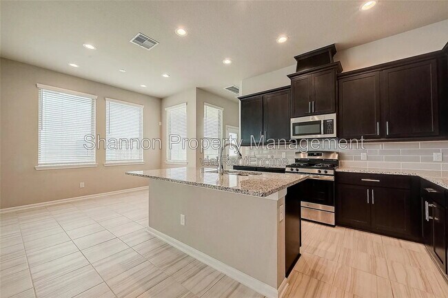 Building Photo - 2559 Terrace Point Dr