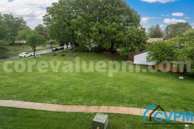 Building Photo - 1623 Fendall Ct