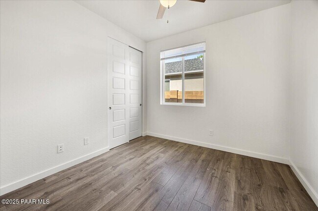 Building Photo - 1643 Stratford Pl