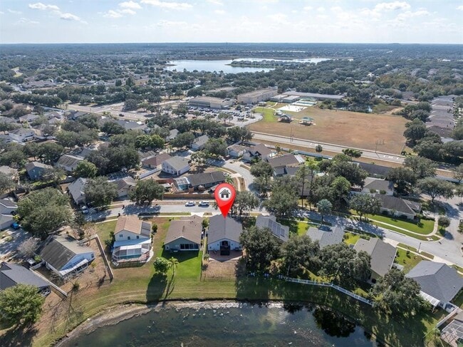 Building Photo - 11102 Lakeside Vista Dr