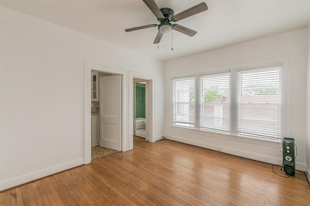 Building Photo - 3762 W 7th St