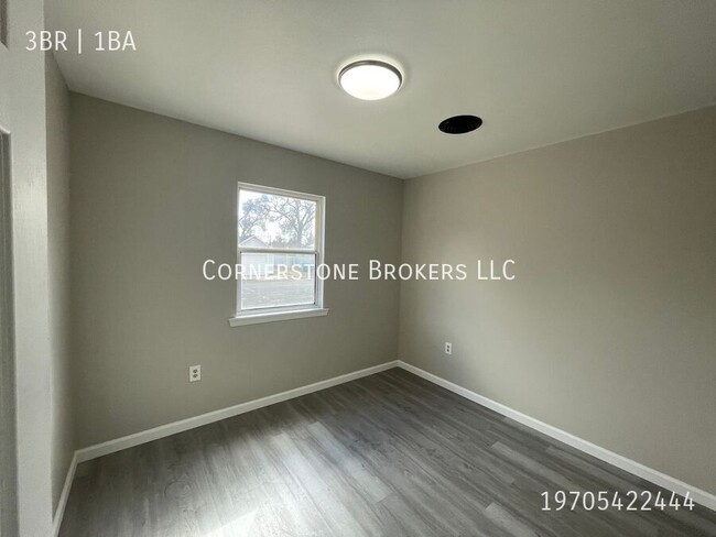 Building Photo - 126 S Curtis-C