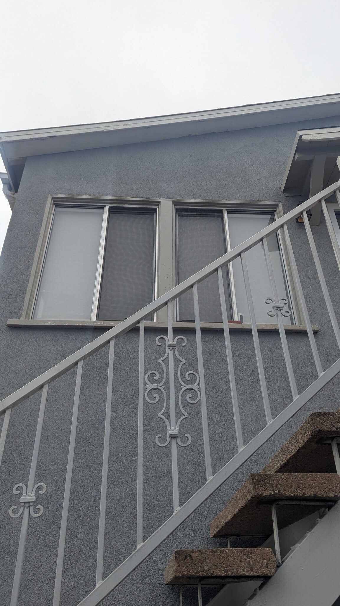 Building Photo - 803 1/2 Indiana Ave