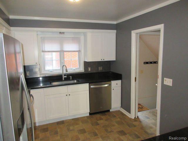 Building Photo - 320 Catalpa Dr