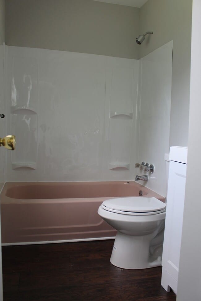 Building Photo - First Floor Apartment in Delta