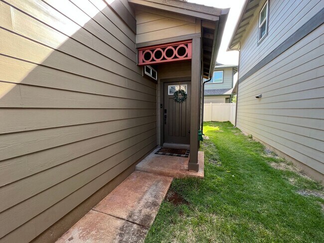 Building Photo - For Rent - [Laulani Trades] 91-1001 Keaunu...