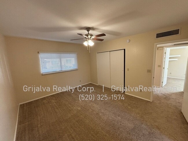 Building Photo - Cute 2 Bedroom, 2 Bath Townhome  *MOVE-IN SPECIAL* (Speedway/Wilmot)