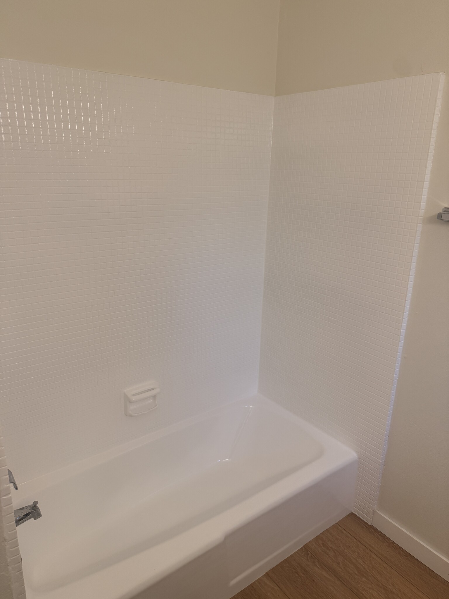 Building Photo - 770 W Imperial Ave