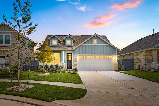 Primary Photo - 33007 Carolyns Perfection Lp