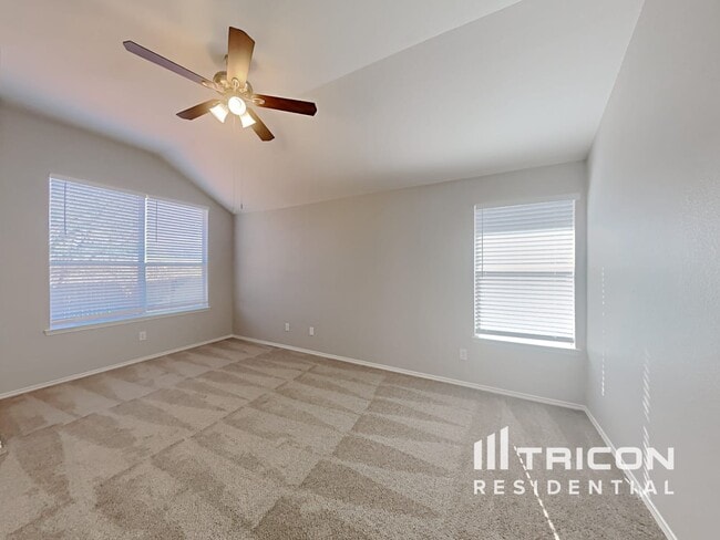Building Photo - 637 Chalk Knoll Rd