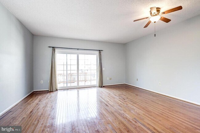 Building Photo - 12111 Wedgeway Pl