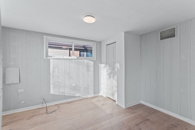 Building Photo - 8920 S Carpenter St