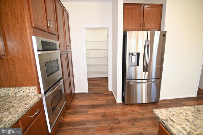 Building Photo - 7001 Chaptico Ct