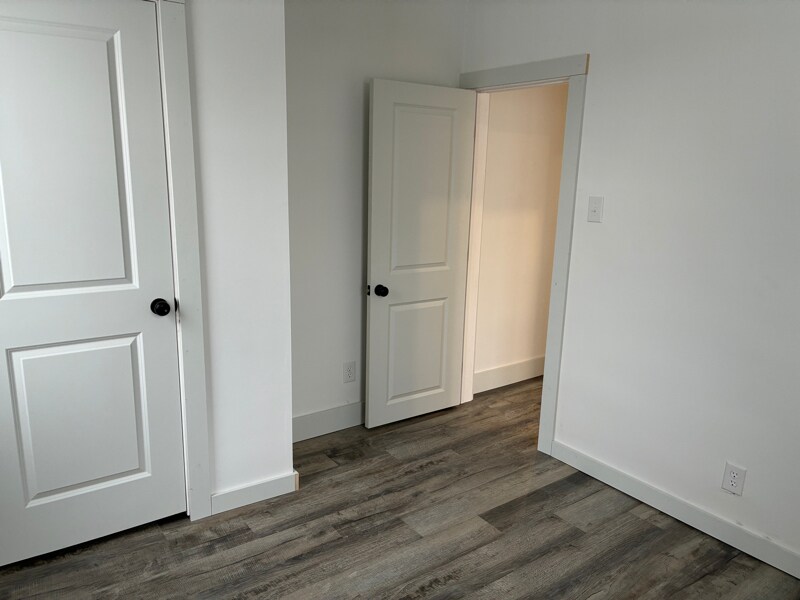 Building Photo - 110 E Madison Ave