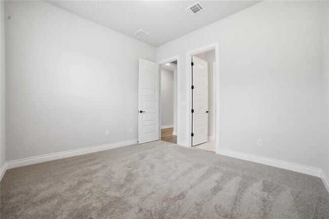 Building Photo - 716 Coppell Ct