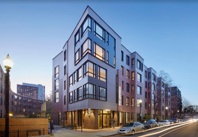 Building Photo - 627 Columbus Ave