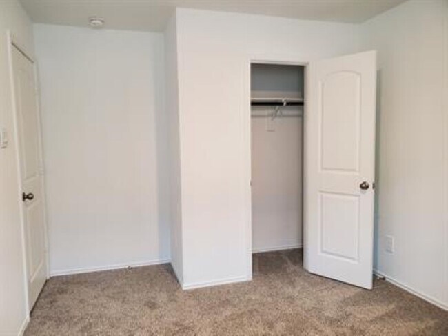 Building Photo - 22531 Aspen Tarn Trl