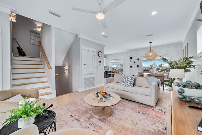 Building Photo - Orange Beach