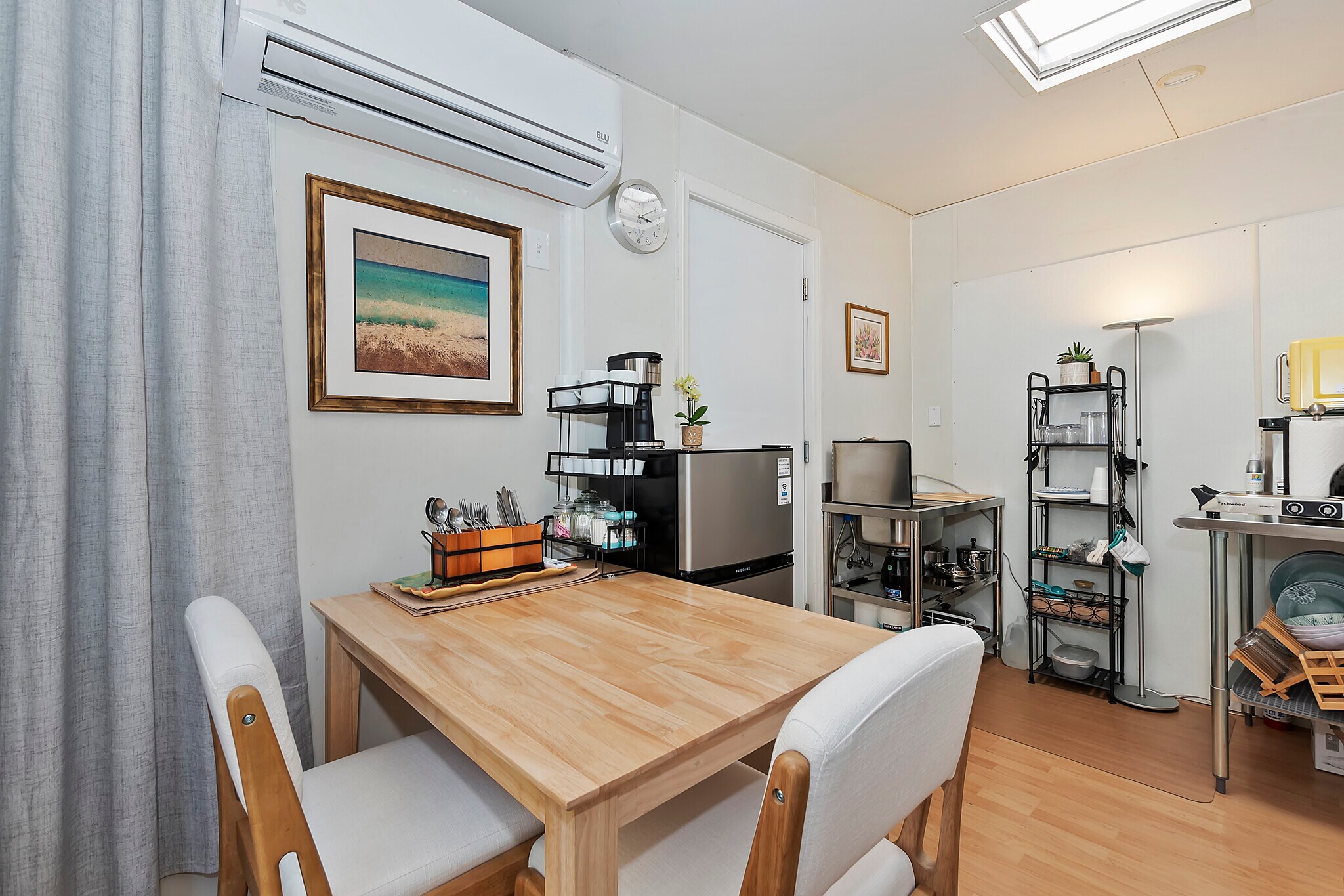 Dining Table Comfortable Chairs - 300 Entrada Dr