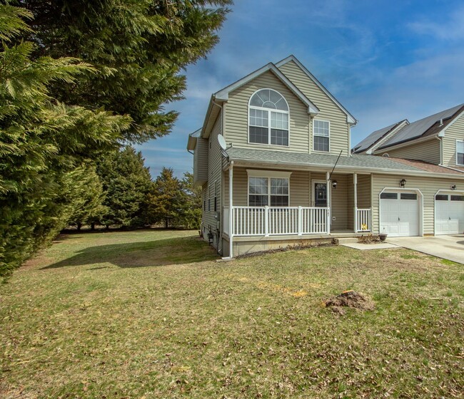 Primary Photo - 3 Bedroom Twin Home - Middletown Appo Scho...