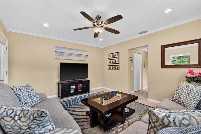 Building Photo - 1334 59th St N