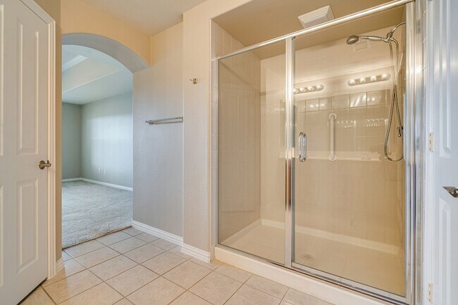Building Photo - 9109 Perimeter Dr