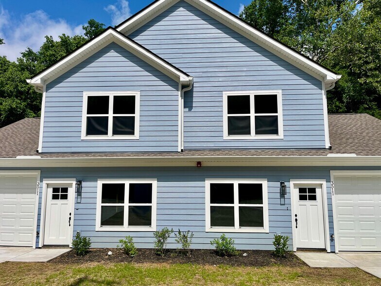 Building Photo - 3511 Lamar Ave