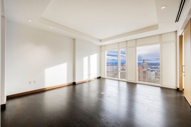 Building Photo - Waldorf Astoria Las Vegas- 1 bed .5 bath on the 39th floor!